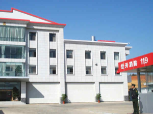 昆明市經(jīng)開區(qū)消防大隊(duì)消防車庫門